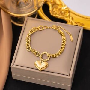 Gold Heart Charm Bracelet